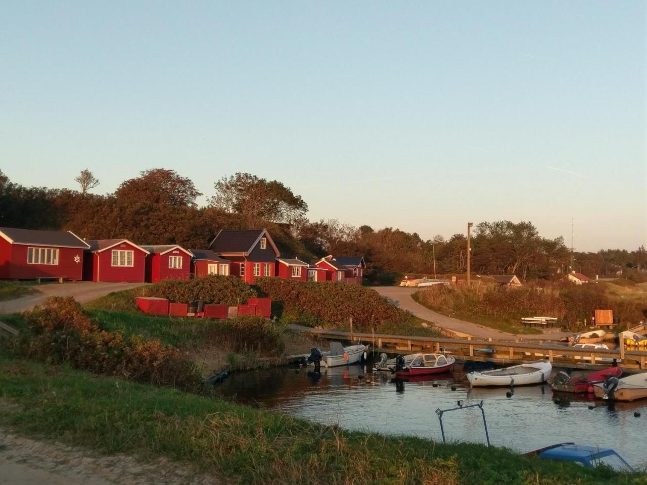 Kanns Hotel Åkirkeby Екстериор снимка