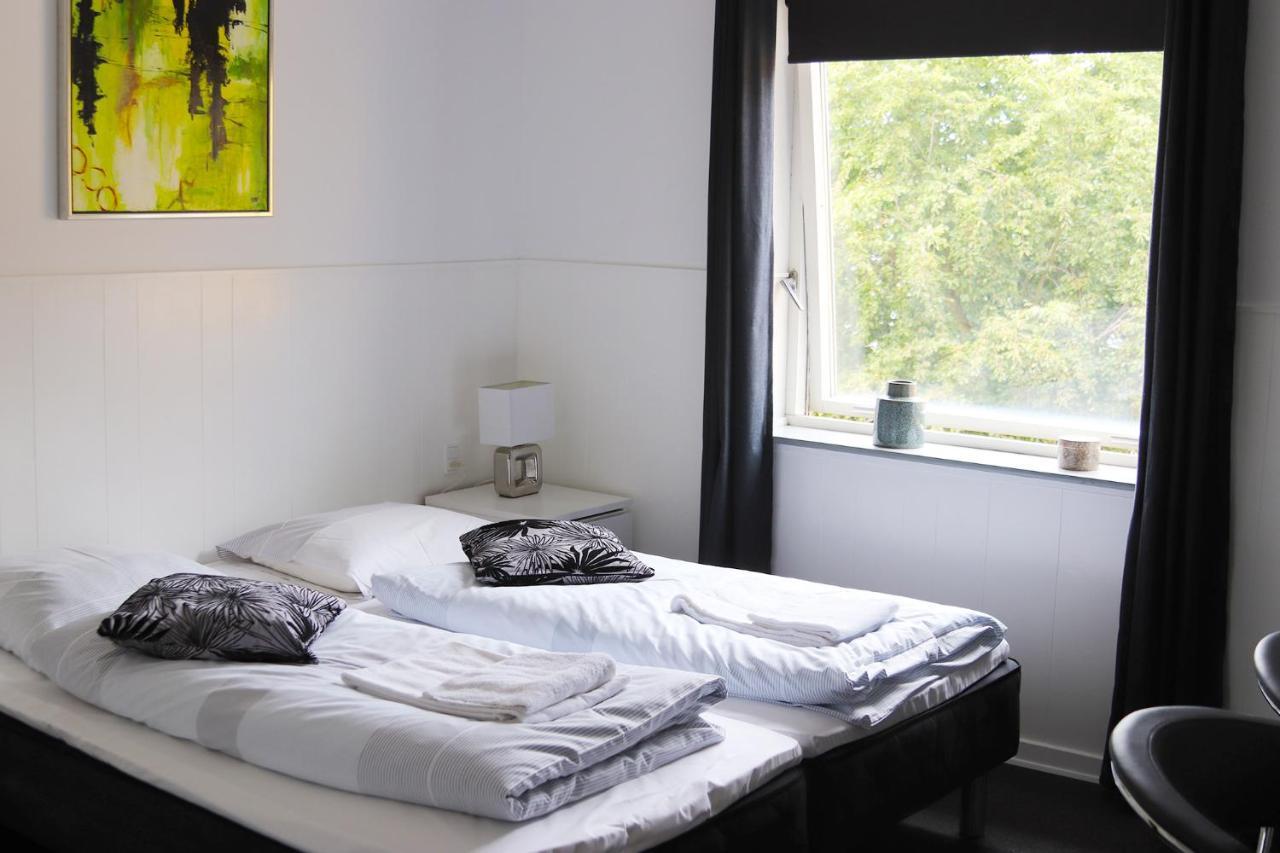 Kanns Hotel Åkirkeby Екстериор снимка